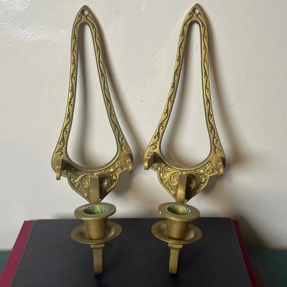 Crowning Touch Solid Brass Vintage Candlestick Wall‎ Sconces w Plate Display